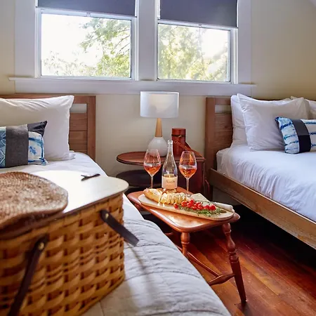 Mine And Farm, The Inn At Guerneville, Ca Room photo