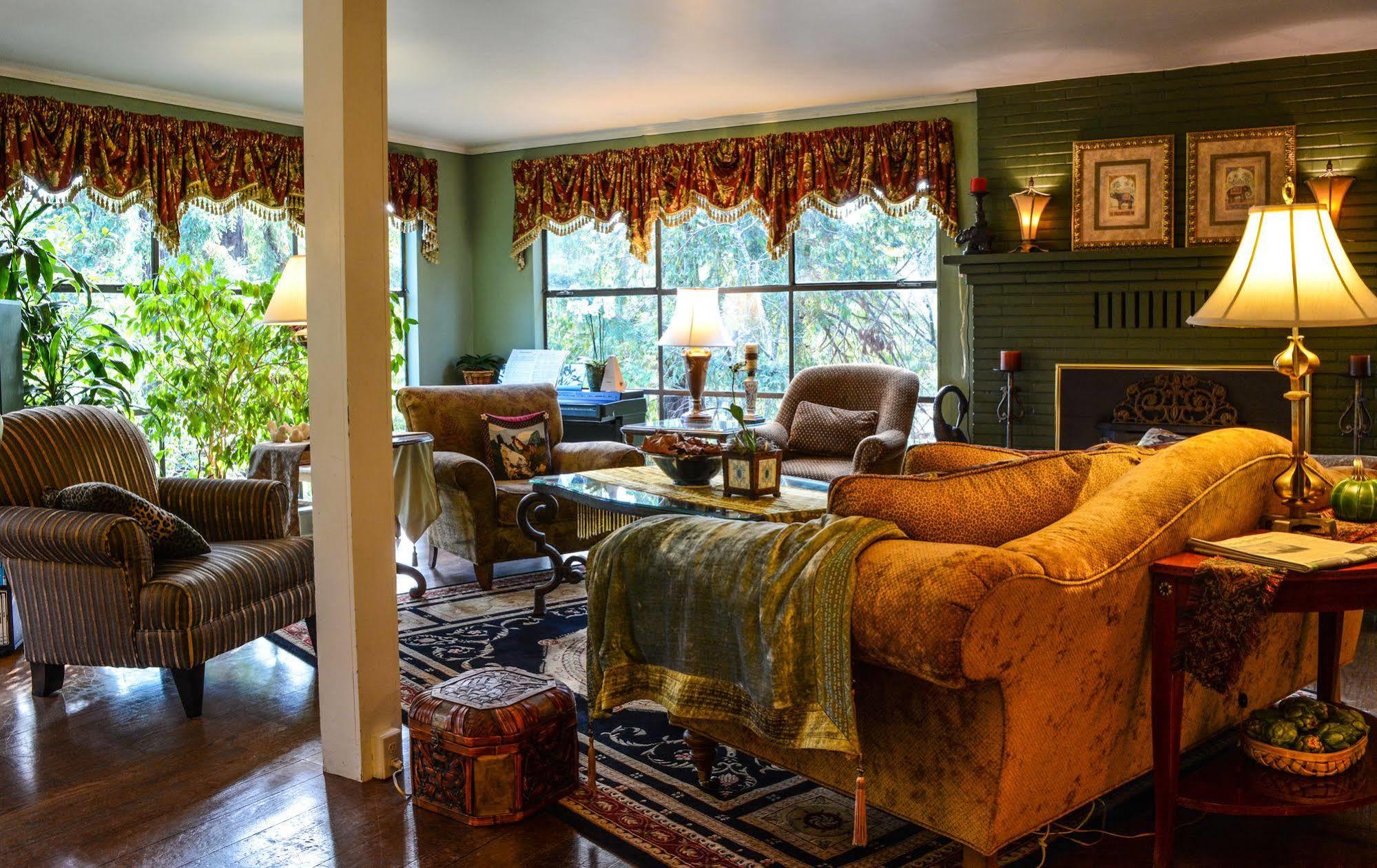 Bed & Breakfast Mine And Farm, The At Guerneville, Ca 4*